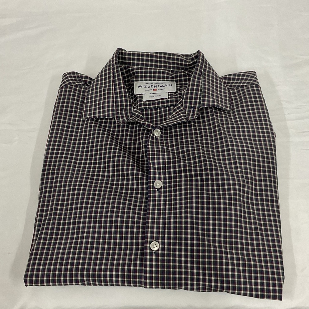 EUC Mens long sleeve button down Mizzen+Main shirt